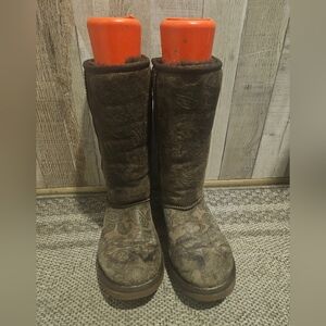 UGG Classic Tall Brown Suede boots - paisley. 8. RARE Y2K
